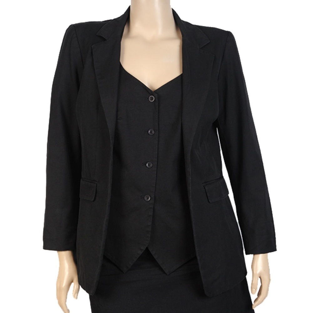 Universal Standard Garamond Vested Blazer